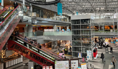 new chitose airport shopping world